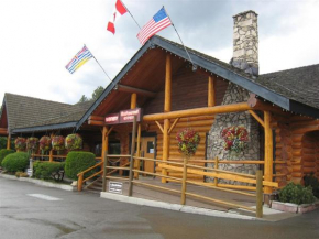 Отель Cariboo Lodge  Клинтон